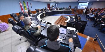 TCE-AM reprova contas e multa gestoras da UPA José Rodrigues