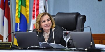 Yara Amazônia Lins apresenta principais ações dos primeiros 100 dias de gestão à frente do TCE-AM