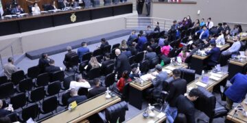 Aleam aprova ‘pacotão’ de Leis durante sessão plenária nesta quarta-feira (6)