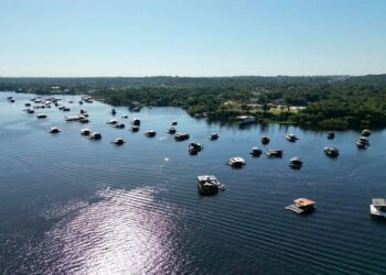 Justiça mantém retirada dos flutuantes do Tarumã-Açu