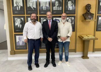 Ouvidor do TCE-AM participa de reuniões técnicas no Tribunal de Contas do Paraná