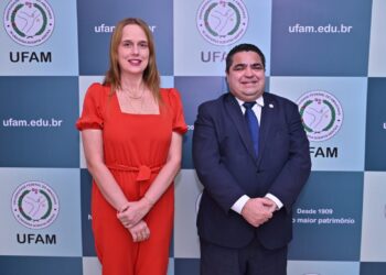 TCE-AM e UFAM alinham parceria para fortalecer ações de atenção à mulher