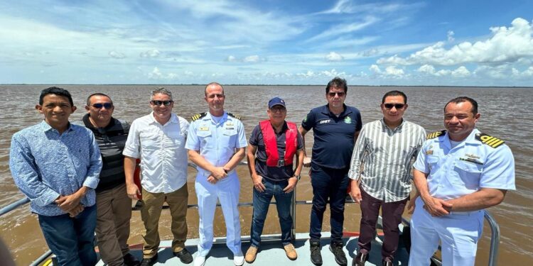 Expedição no rio Madeira busca soluções para evitar desabastecimento e alta de preços na estiagem