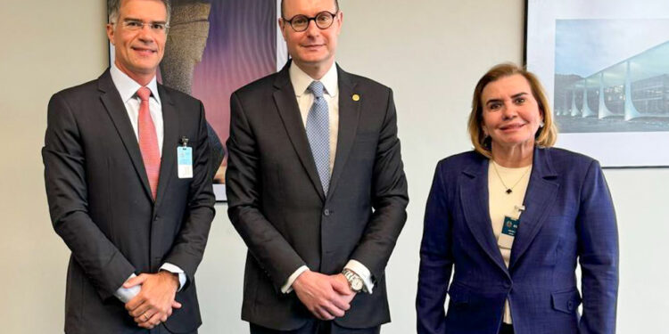 ​Presidente do TCE-AM se reúne com ministro do STF para alinhar entendimento sobre prescrição