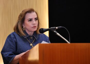 TCE-AM emite alerta aos 62 municípios para combate às queimadas e estiagem