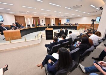 Pleno do TCE-AM julgará 95 processos na sessão desta terça-feira (03)