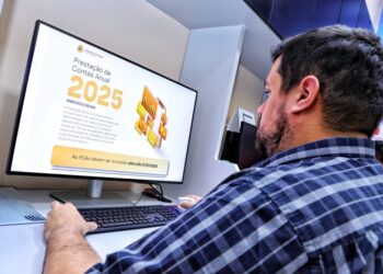 Presidente do TCE-AM prestigia solenidade de posse de Jean Cleuter na OAB-AM