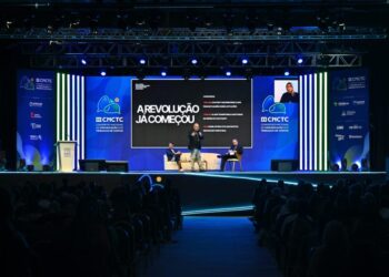 TCE-AM leva capacitação e reforça presença institucional no Fórum Amazonas +Municípios 2025