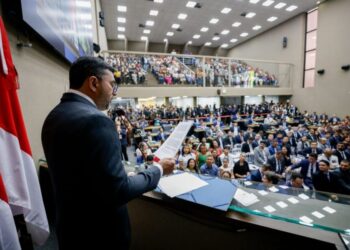 “Tudo o que fizemos teve um único protagonista: o povo do Amazonas”, diz governador