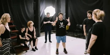 Espetáculo inspirado em “Romeu e Julieta” e na rivalidade dos bois de Parintins estreia no Teatro Amazonas