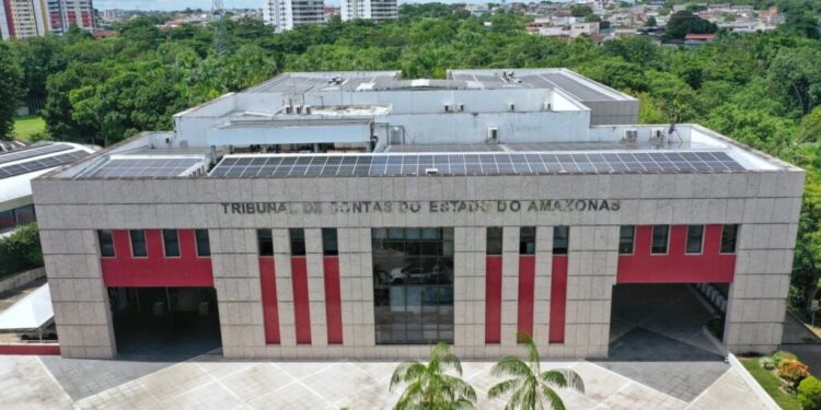 Tribunal Pleno do TCE-AM terá 98 processos na sessão de segunda-feira (9)