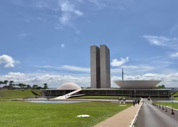 Senado aprova criação de novos cargos no Poder Executivo; impacto é de R$ 5,3 bilhões